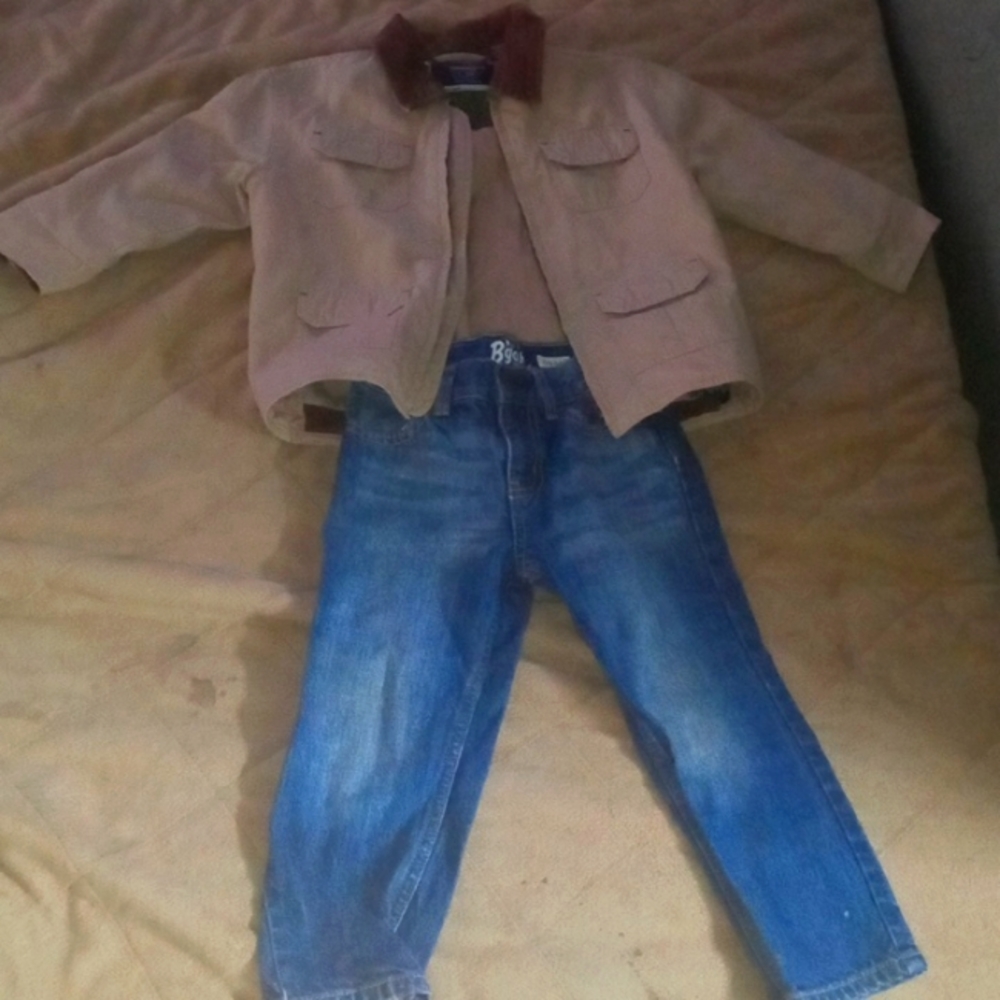 Cute vintage light brown coat and cute kids jeans!